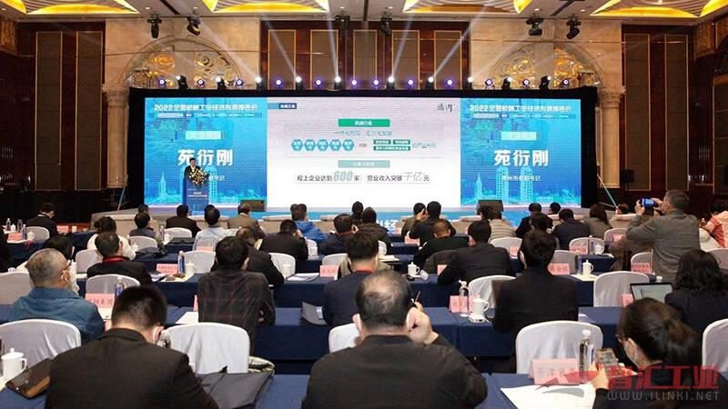 国产工业母机：揭秘其核心技术与未来趋势